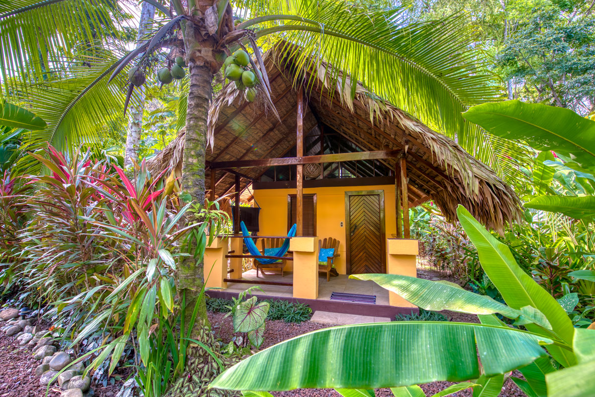 CARIBE TOWN HOTEL HONEYMOON BUNGALOW